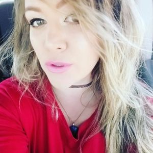 Meet your Posher, Carly